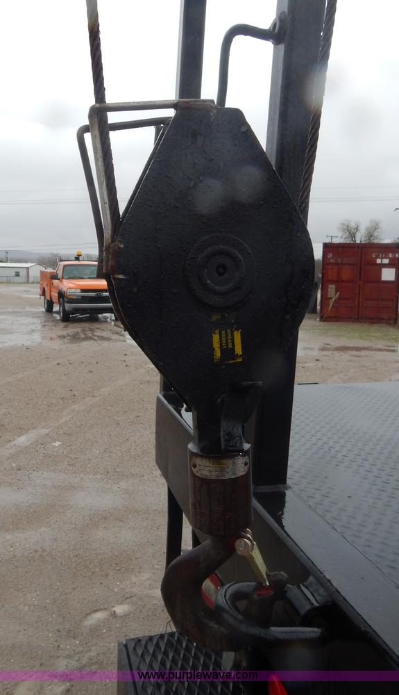 image for item G3082 2004 Sterling Acterra crane truck