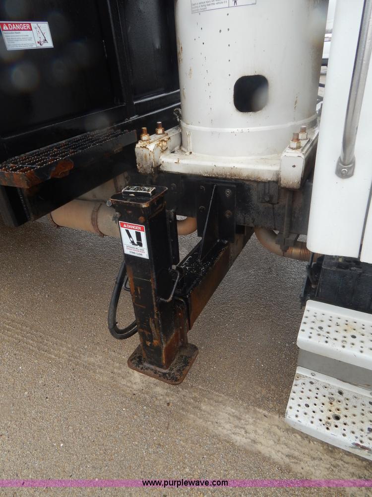 image for item G3082 2004 Sterling Acterra crane truck