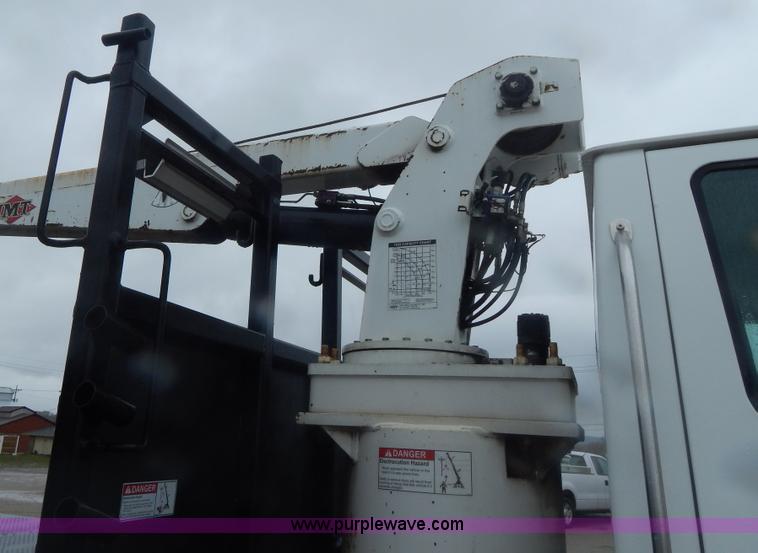 image for item G3082 2004 Sterling Acterra crane truck