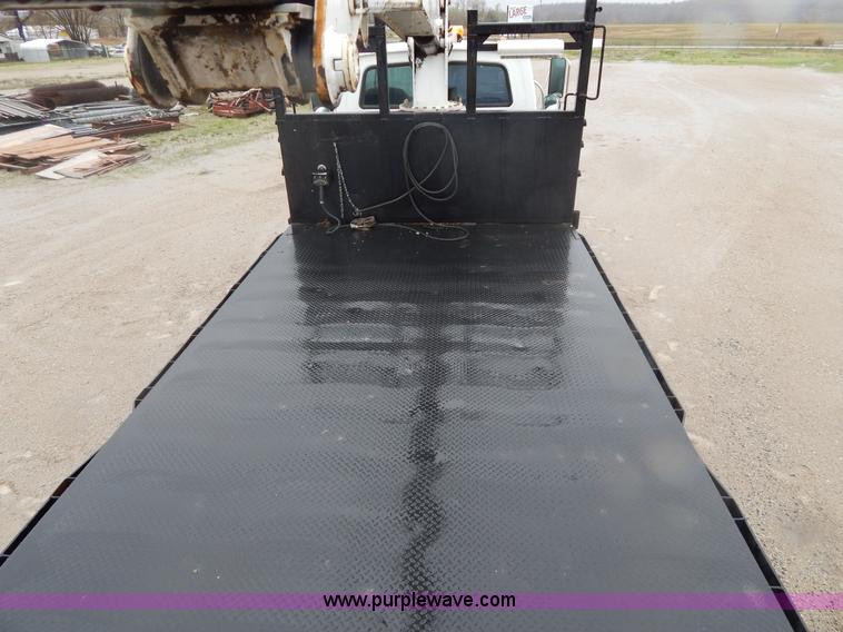 image for item G3082 2004 Sterling Acterra crane truck