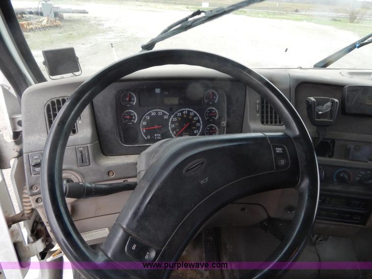 image for item G3082 2004 Sterling Acterra crane truck