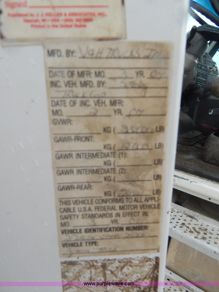 image for item G3082 2004 Sterling Acterra crane truck