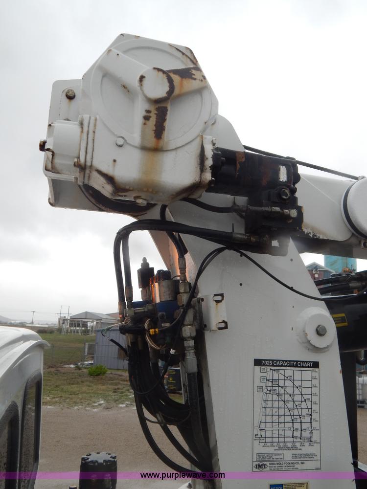 image for item G3082 2004 Sterling Acterra crane truck