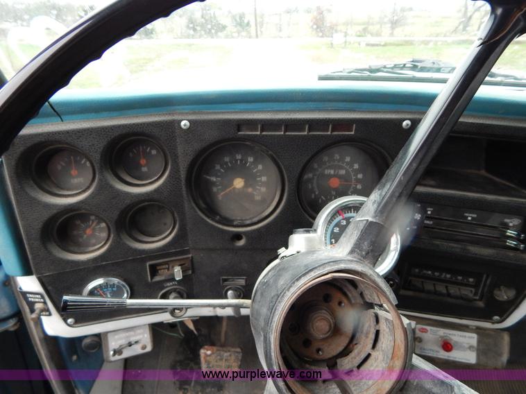 image for item G3086 1977 Chevrolet C65 wrecker truck