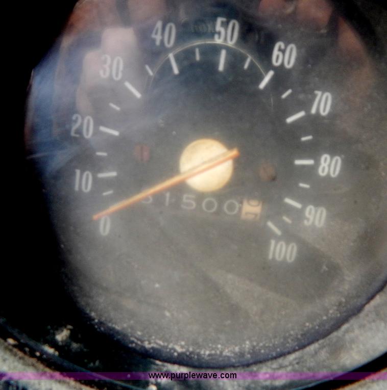 image for item G3086 1977 Chevrolet C65 wrecker truck