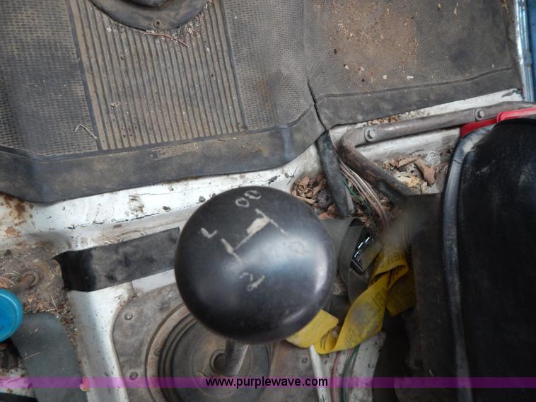 image for item G3086 1977 Chevrolet C65 wrecker truck