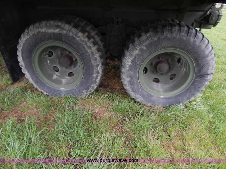 image for item G3135 1974 South Military M295A1 semi storage trailer