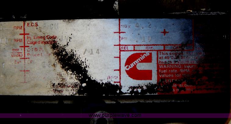 image for item G3138 1999 Sterling 9513 semi truck