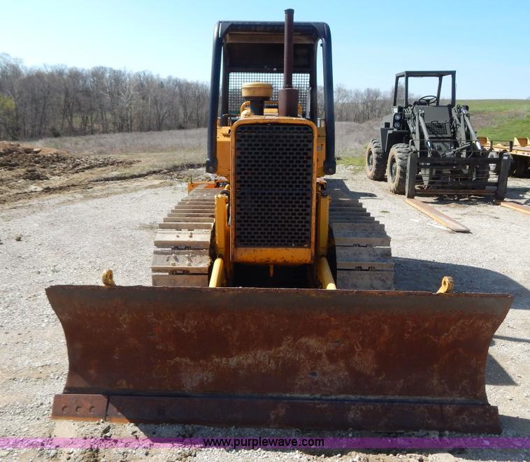 image for item G3144 John Deere 550C dozer