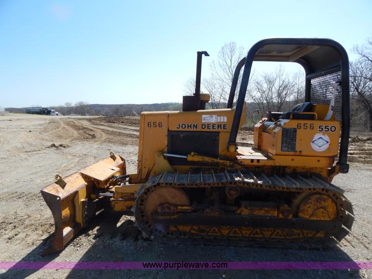 image for item G3144 John Deere 550C dozer