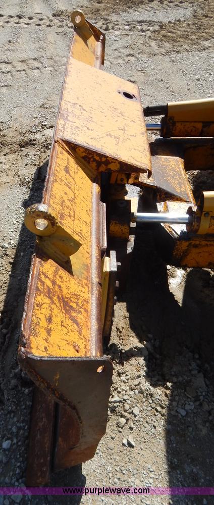 image for item G3144 John Deere 550C dozer