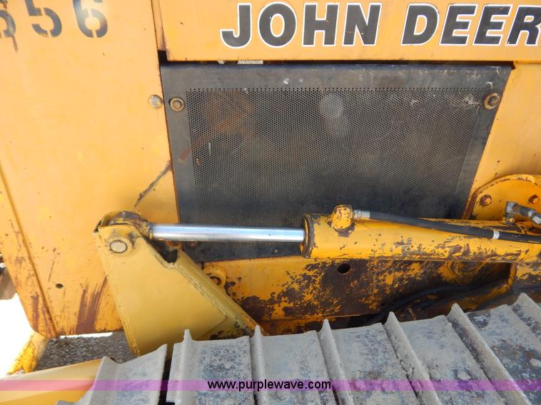 image for item G3144 John Deere 550C dozer