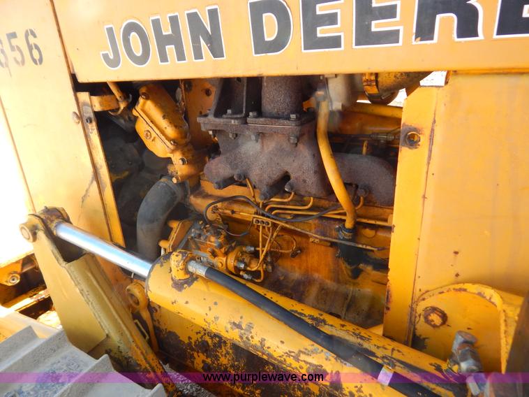 image for item G3144 John Deere 550C dozer