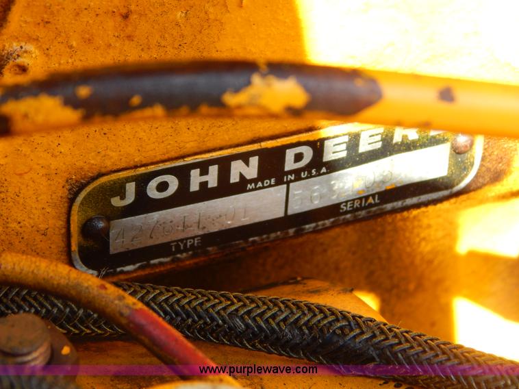 image for item G3144 John Deere 550C dozer