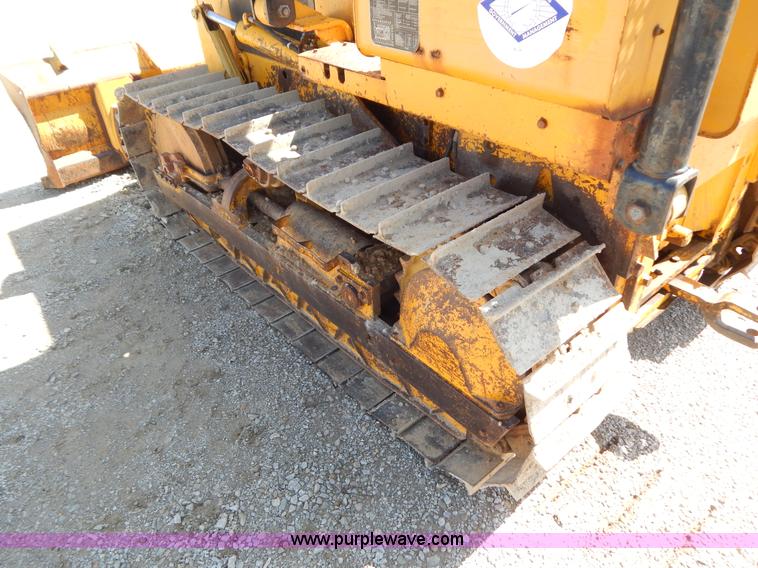 image for item G3144 John Deere 550C dozer