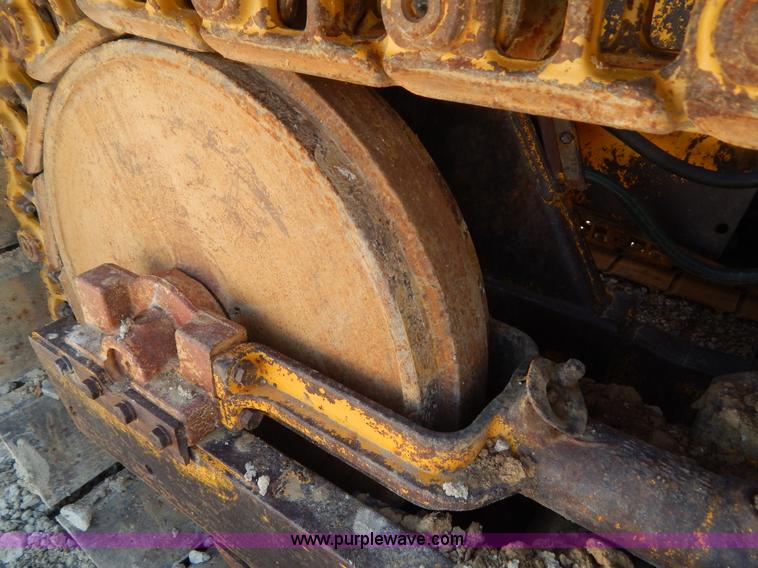 image for item G3144 John Deere 550C dozer