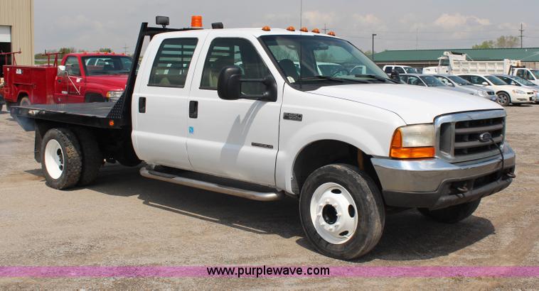 image for item G5100 2000 Ford F550 CrewCab flatbed truck