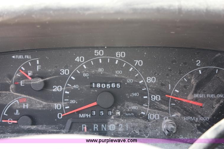 image for item G5100 2000 Ford F550 CrewCab flatbed truck