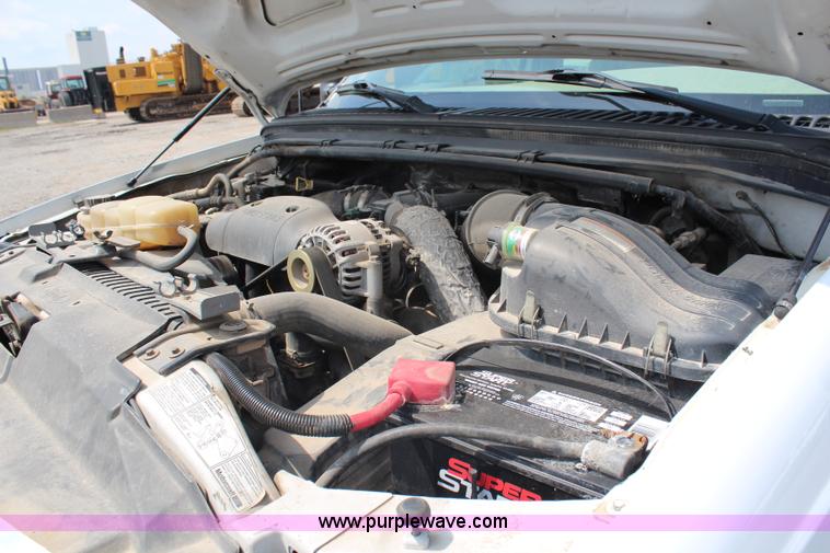 image for item G5100 2000 Ford F550 CrewCab flatbed truck