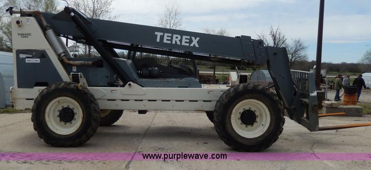 image for item G5396 Terex TH842C telehandler