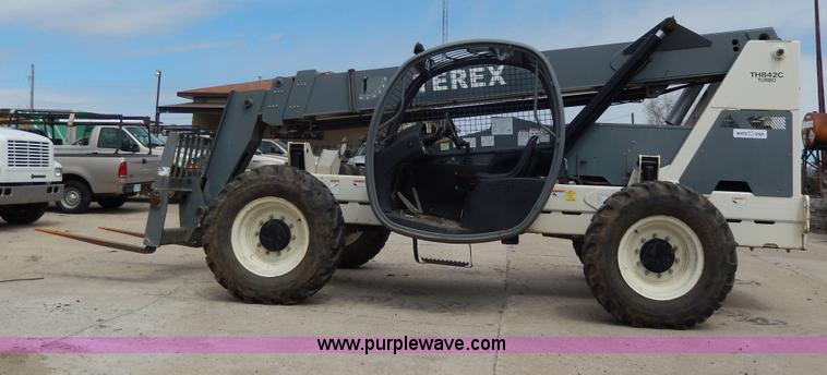 image for item G5396 Terex TH842C telehandler