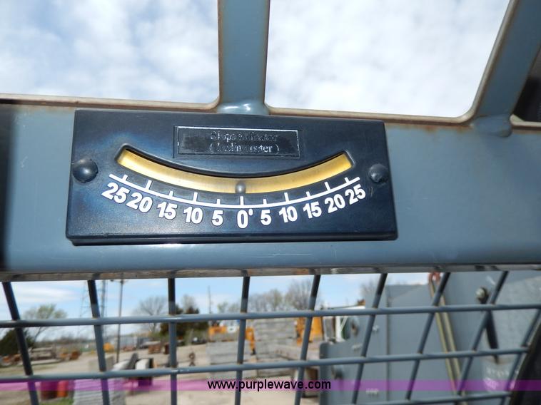 image for item G5396 Terex TH842C telehandler