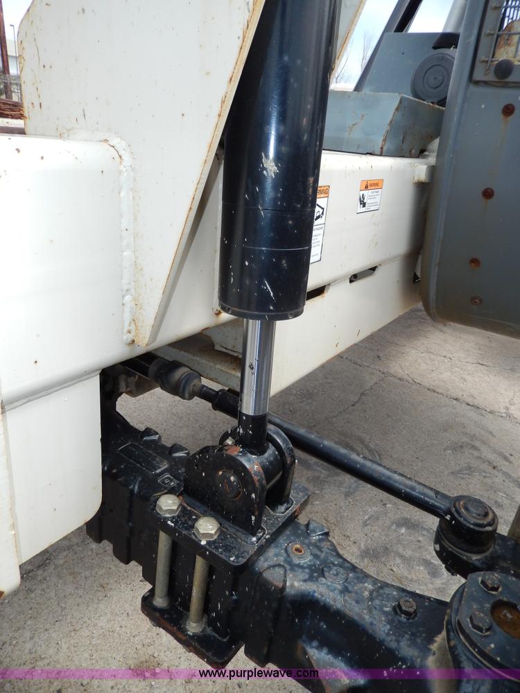 image for item G5396 Terex TH842C telehandler