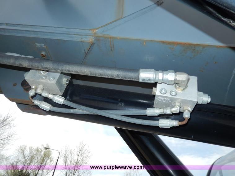 image for item G5396 Terex TH842C telehandler