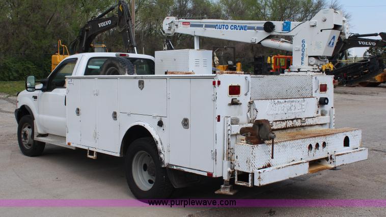 image for item G5401 1999 Ford F550 Super Duty service truck