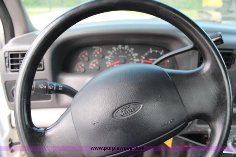 image for item G5401 1999 Ford F550 Super Duty service truck