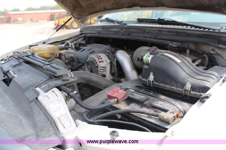 image for item G5402 1999 Ford F550 service truck