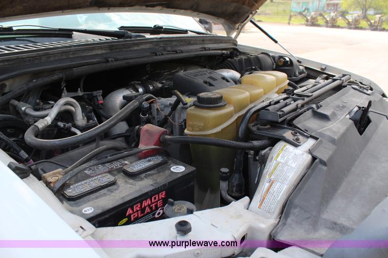 image for item G5402 1999 Ford F550 service truck