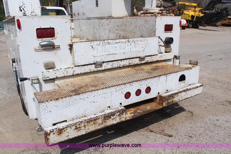 image for item G5402 1999 Ford F550 service truck