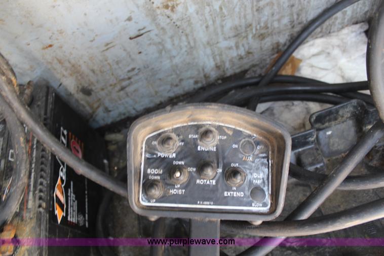 image for item G5402 1999 Ford F550 service truck