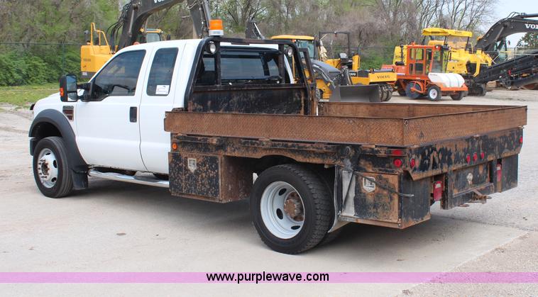 image for item G5411 2008 Ford F450 Super Duty SuperCab flatbed truck
