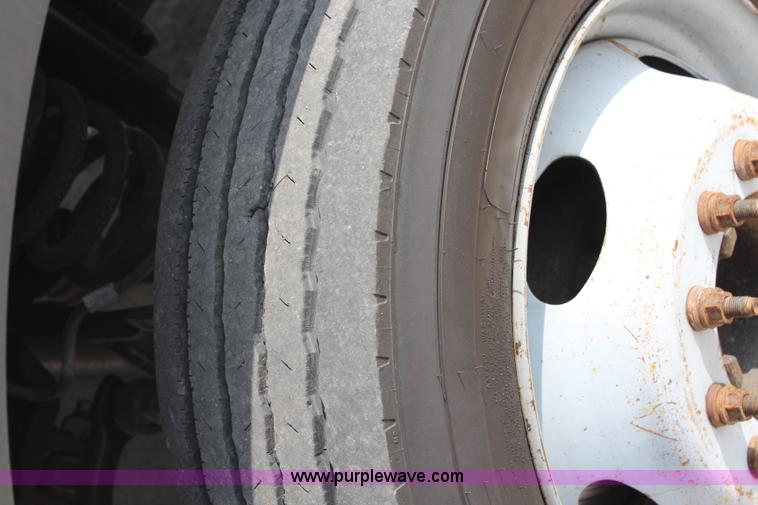 image for item G5411 2008 Ford F450 Super Duty SuperCab flatbed truck