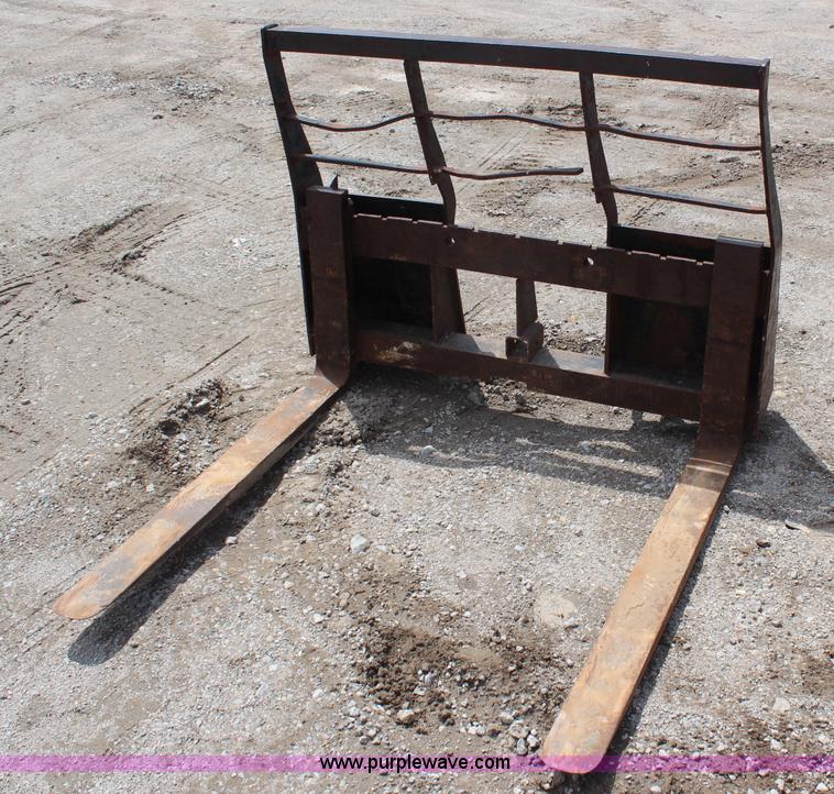 image for item G5415 2000 Case 1845C skid steer