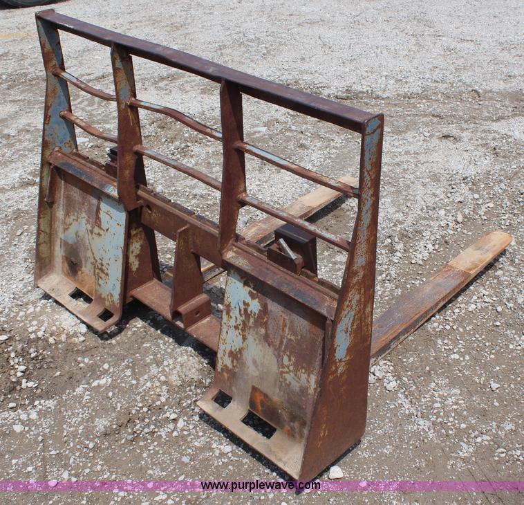 image for item G5418 2000 Case 1845C skid steer