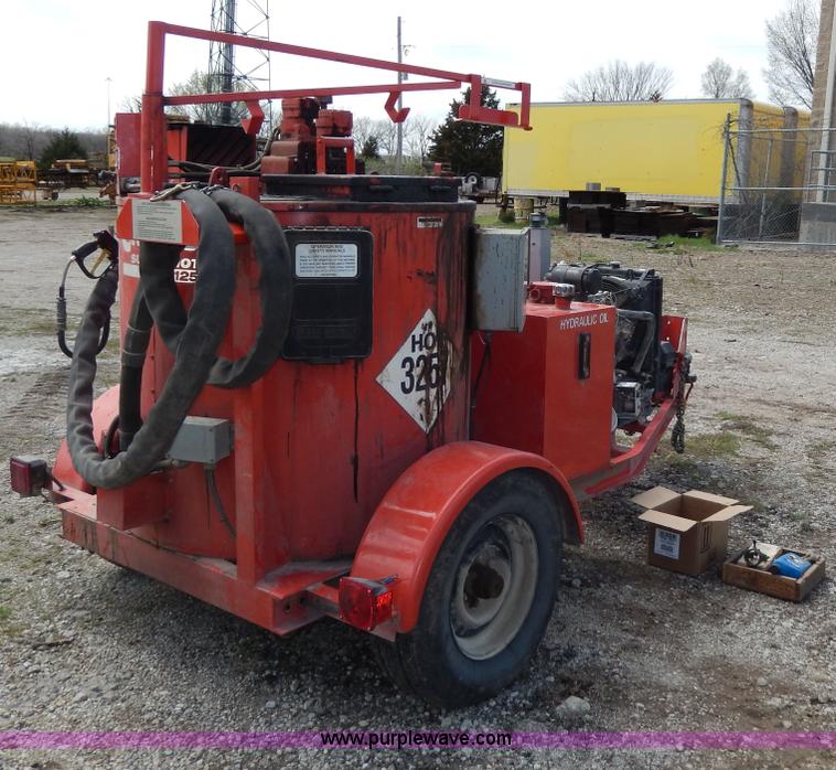 image for item G5421 2000 Grafco Supershot SS125 tar pot