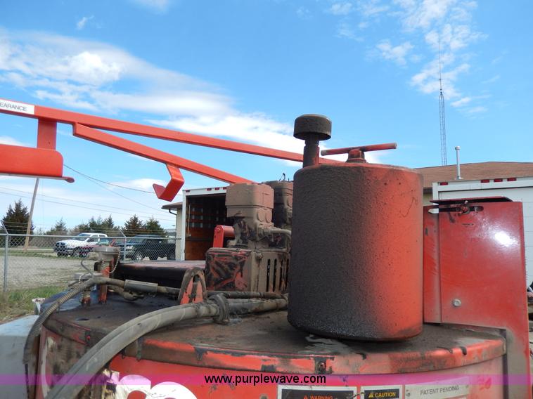 image for item G5421 2000 Grafco Supershot SS125 tar pot