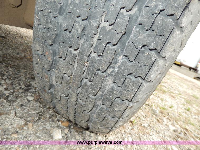 image for item G5421 2000 Grafco Supershot SS125 tar pot