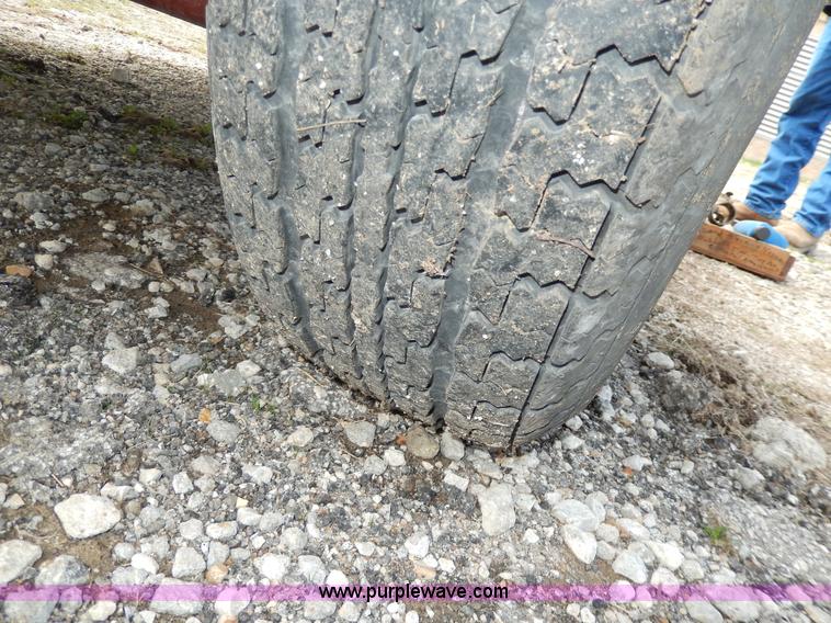 image for item G5421 2000 Grafco Supershot SS125 tar pot