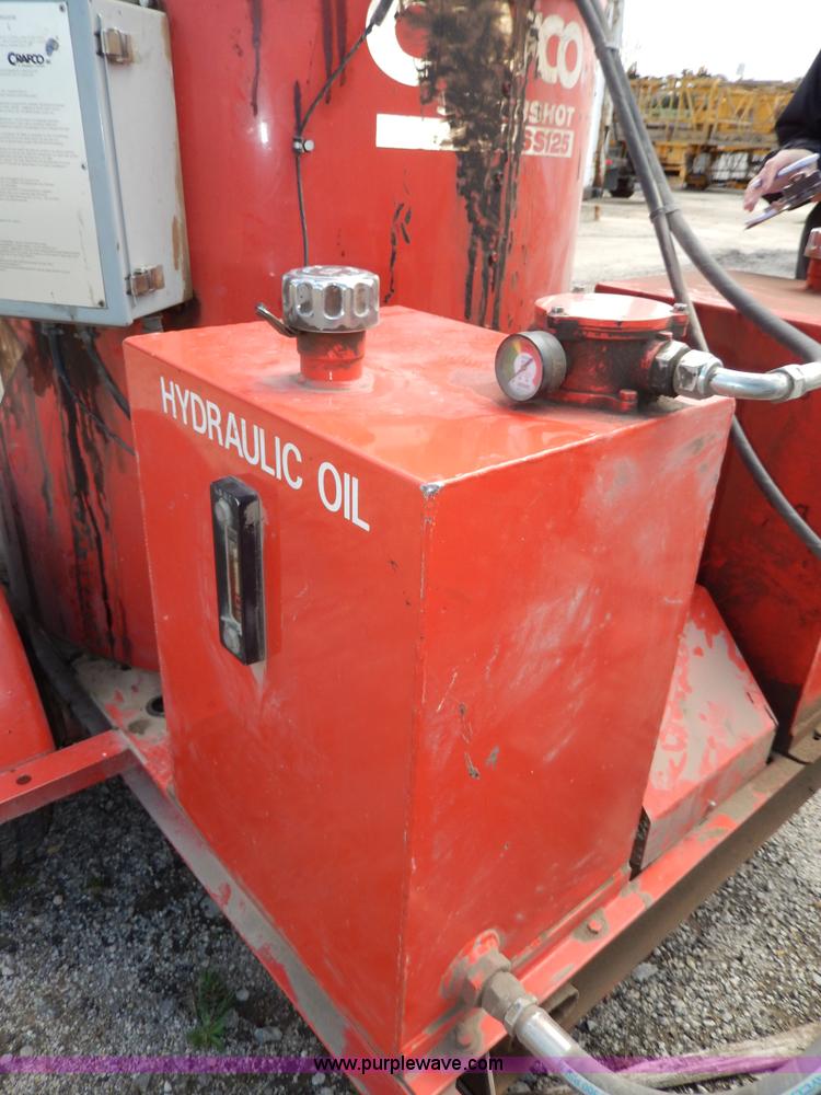 image for item G5421 2000 Grafco Supershot SS125 tar pot