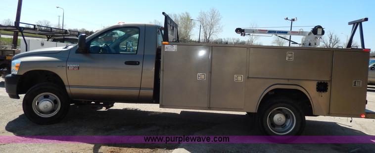 image for item G5465 2007 Dodge Ram 3500 service truck