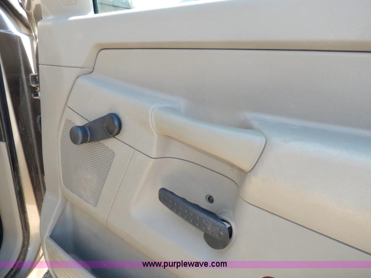 image for item G5465 2007 Dodge Ram 3500 service truck