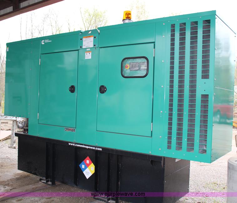 image for item G5494 2010 Cummins Power 150 kW diesel power generator set