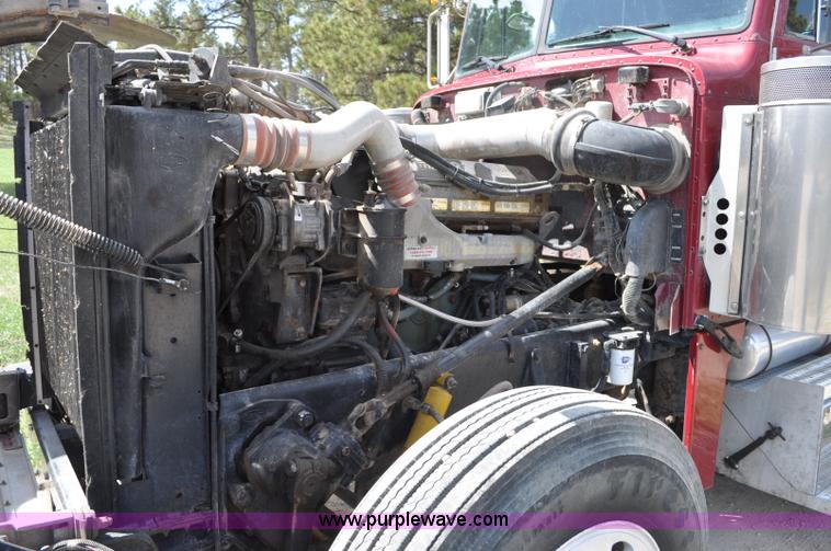 image for item G6021 1996 Peterbilt 379 semi truck