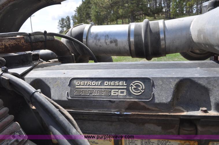 image for item G6021 1996 Peterbilt 379 semi truck