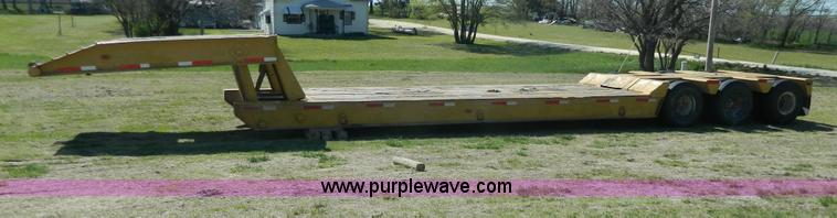 image for item G7853 1974 Hyster 45' low boy trailer
