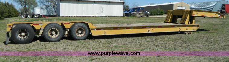 image for item G7853 1974 Hyster 45' low boy trailer
